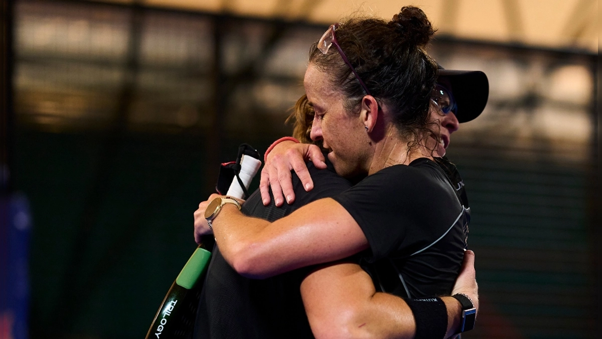 Milano Premier Padel P1 2025: Resultados y Análisis de Octavos con Sainz y Llaguno Despedida Emotiva