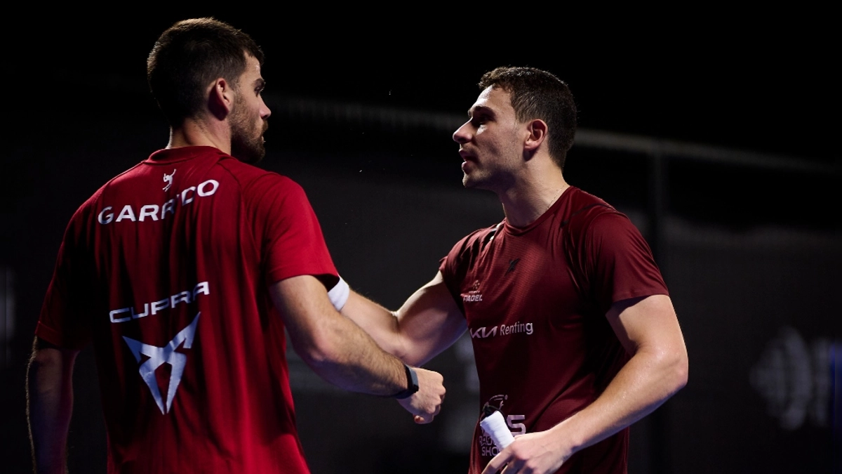 Premier Padel Dubái 2025: Javi Garrido y Lucas Campagnolo avanzan a cuartos tras eliminar a favoritos, Agustín Tapia celebra su victoria 200 en el circuito