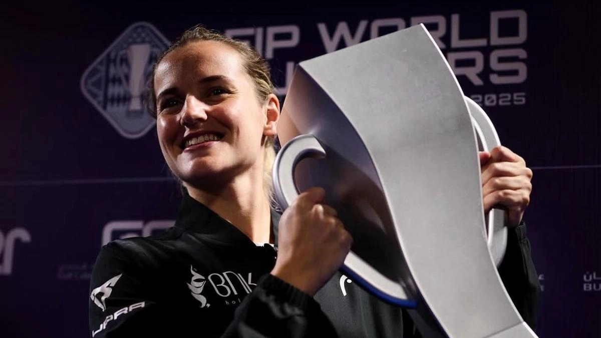 Victoria de Ari Sánchez y Paula Josemaría en el FIP World Pairs Kuwait 2025: clave para liderar Premier Padel con tres torneos por delante