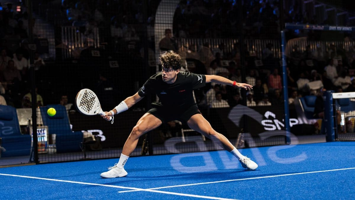 Inicio desafiante para Agustín Tapia y Arturo Coello en Premier Padel 2026: victorias ajustadas y adaptación en Riyadh