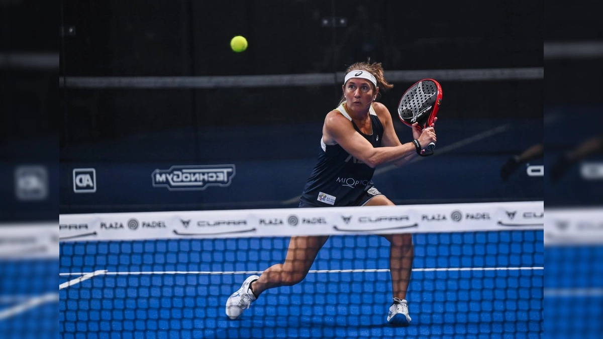 Malagueños Carolina Navarro, Bea González, Álex Ruiz y Jairo Bautista avanzan a octavos de final en el Open de Ámsterdam del World Padel Tour: Crecimiento del pádel malagueño en el panorama internacional